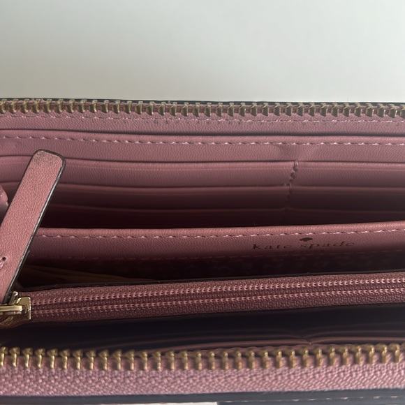 Kate Spade Large Zip-around Wallet - Picture 7 of 8